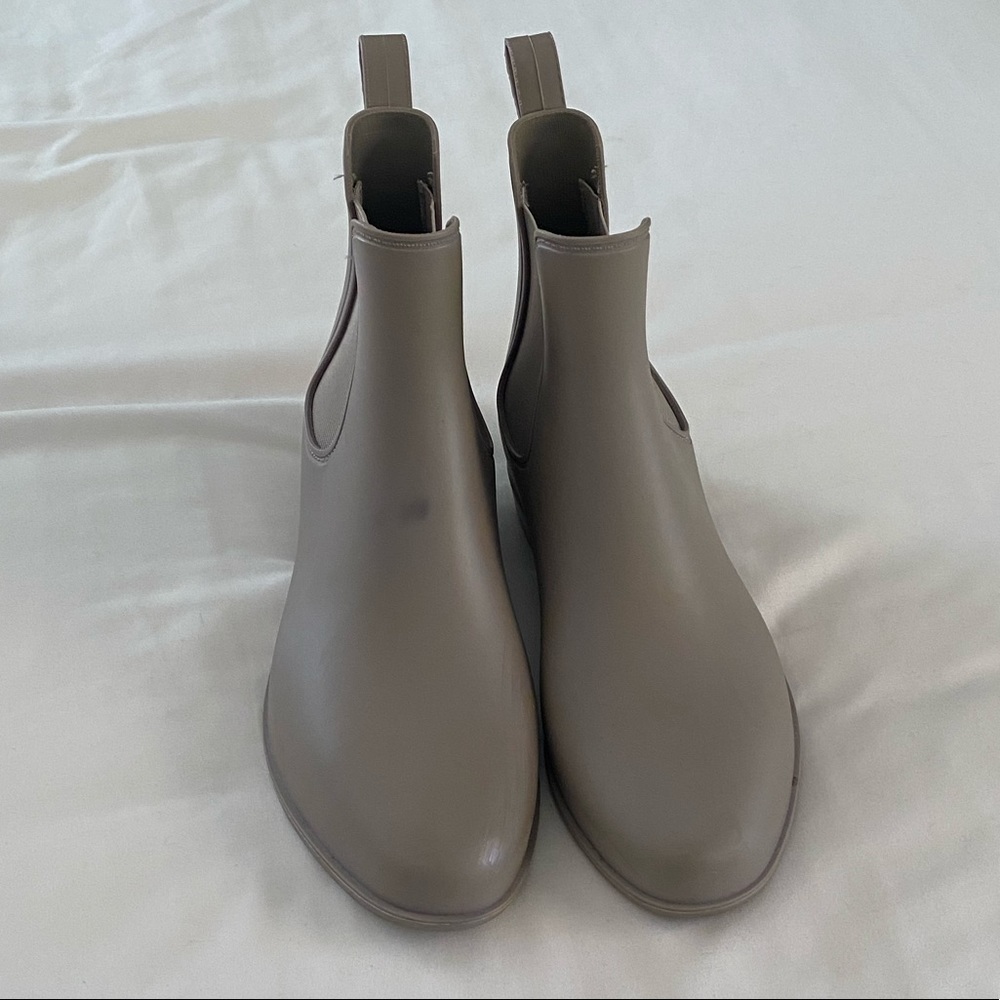 Chelsea Style Rainboot